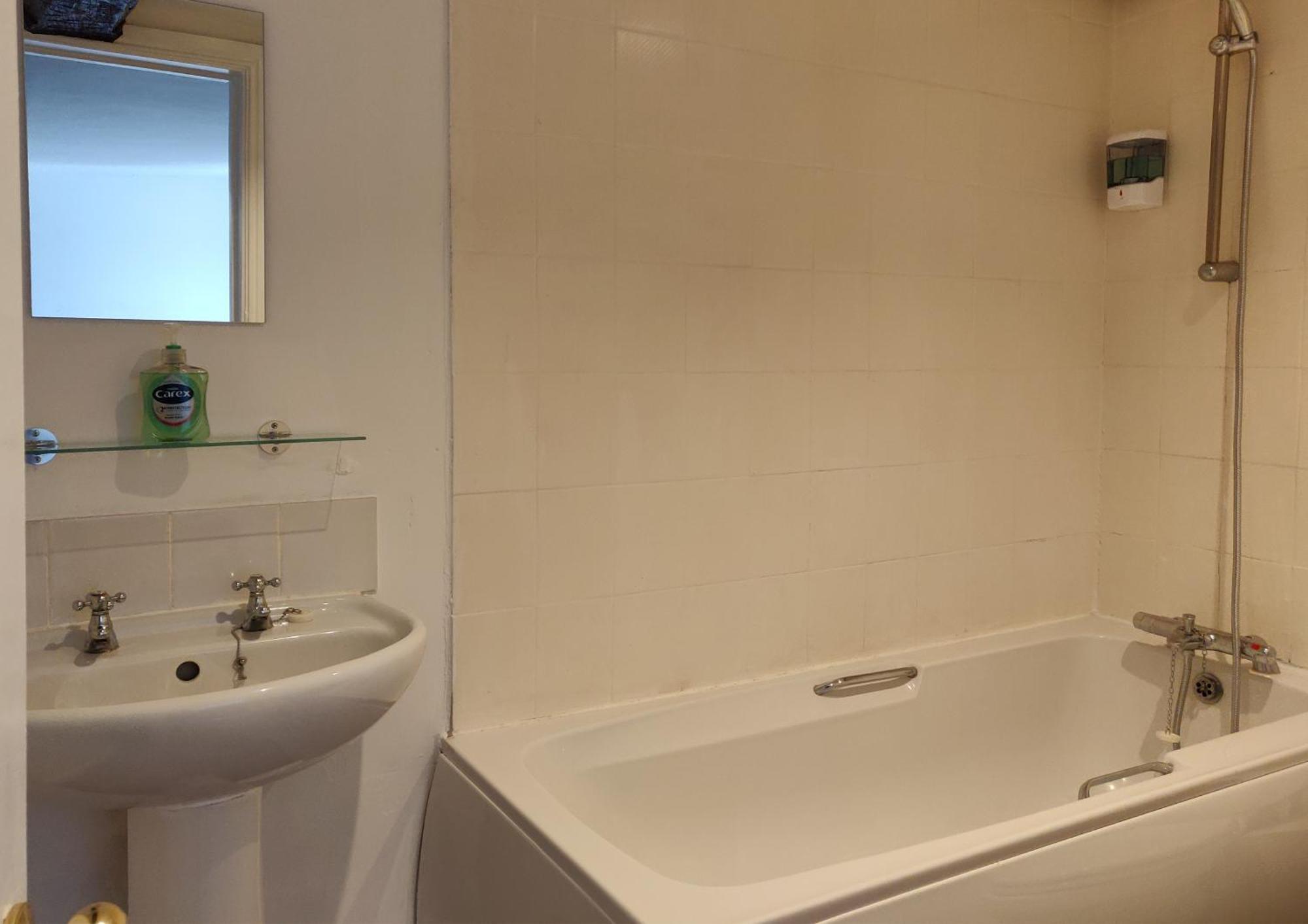 The Fox Hotel Мъч Уенлок Стая снимка